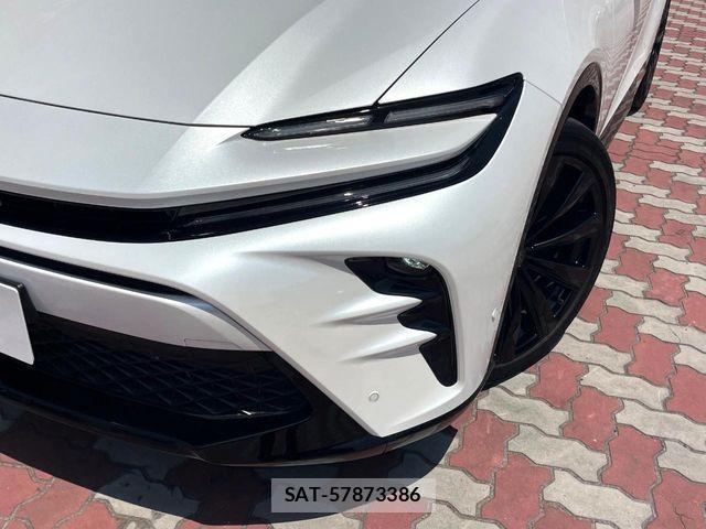 Toyota Crown Sports 2023-12 8313973-11