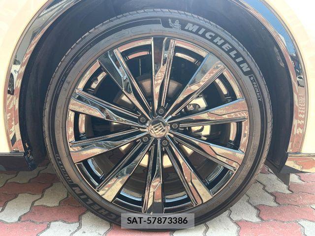 Toyota Crown Sports 2023-12 8313973-12