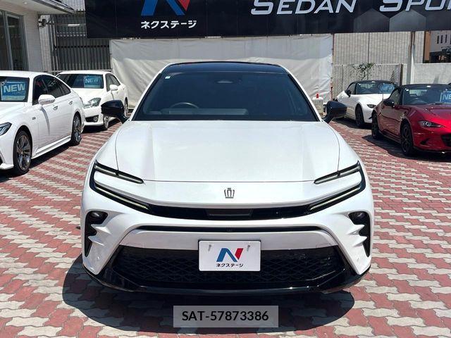 Toyota Crown Sports 2023-12 8313973-13
