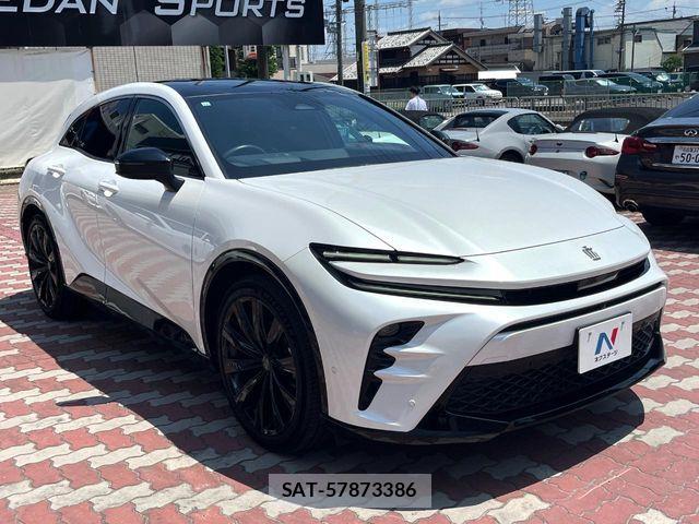 Toyota Crown Sports 2023-12 8313973-15