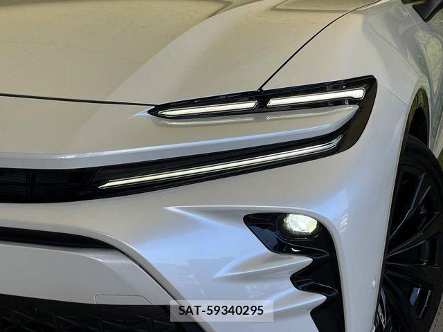 Toyota Crown Sports 2025-02 8313969-11