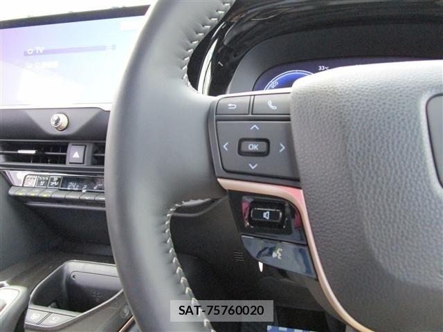Toyota Crown Sports 2024-03 8313964-11
