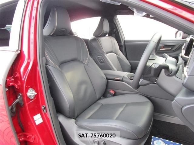 Toyota Crown Sports 2024-03 8313964-17