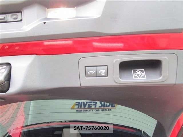 Toyota Crown Sports 2024-03 8313964-21
