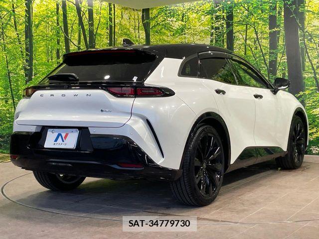 Toyota Crown Sports 2024-10 8313971-16