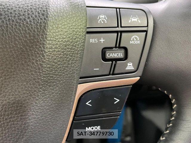 Toyota Crown Sports 2024-10 8313971-4