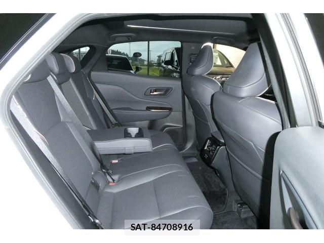 Toyota Crown Sports 2024-07 8313963-9