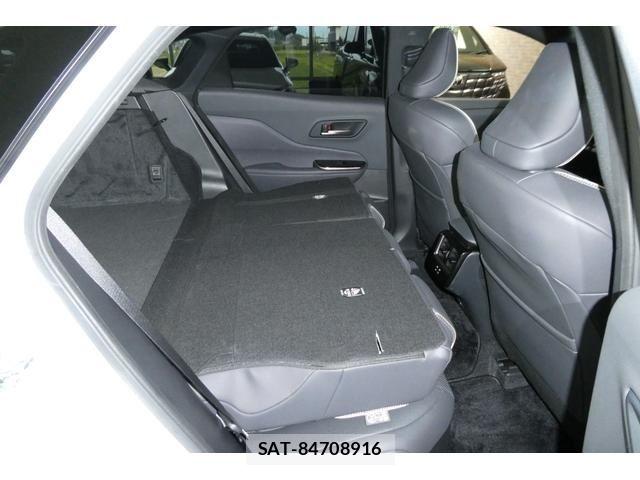 Toyota Crown Sports 2024-07 8313963-12