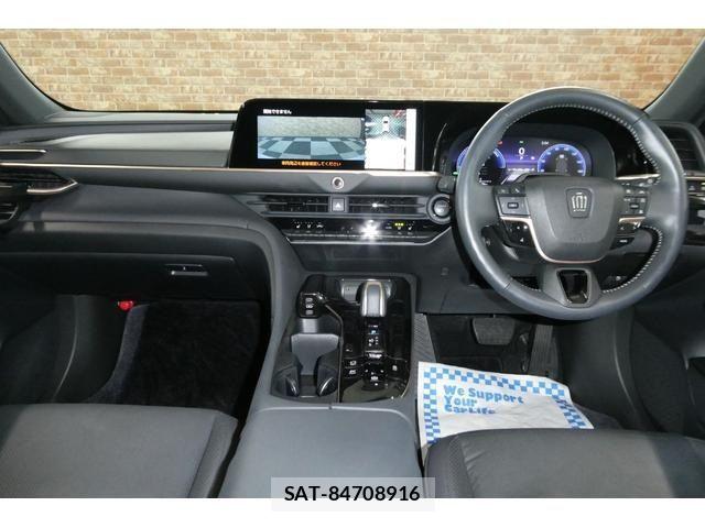 Toyota Crown Sports 2024-07 8313963-15