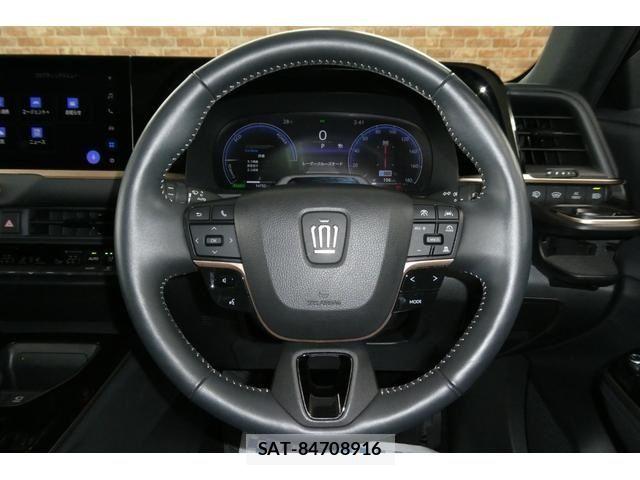 Toyota Crown Sports 2024-07 8313963-22