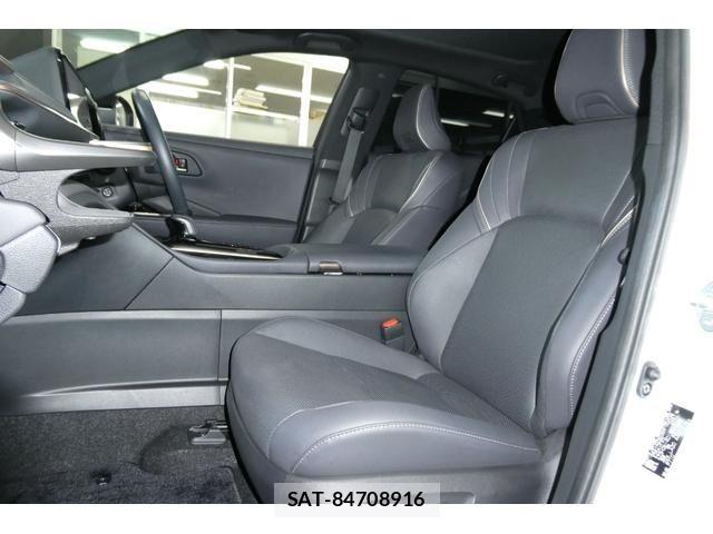Toyota Crown Sports 2024-07 8313963-6
