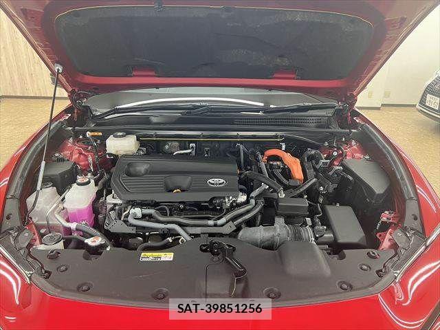 Toyota Crown Sports 2024-05 8313980-27