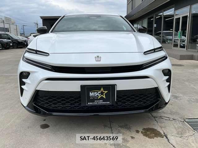 Toyota Crown Sports 2025-11 8313970-1