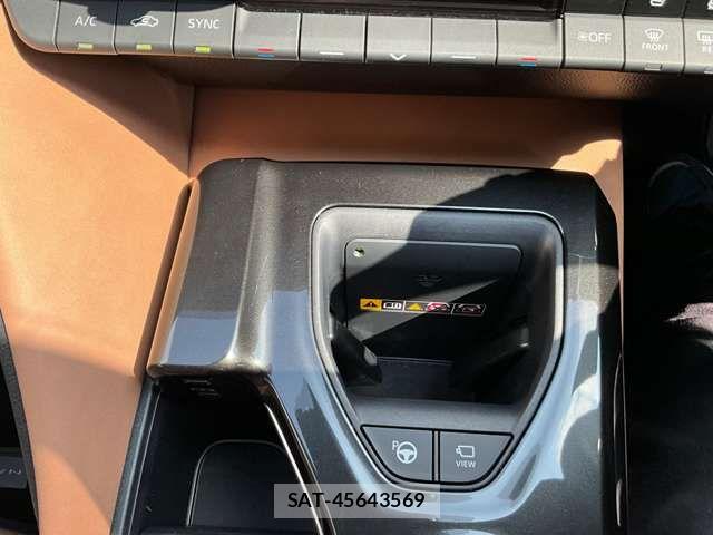 Toyota Crown Sports 2025-11 8313970-19