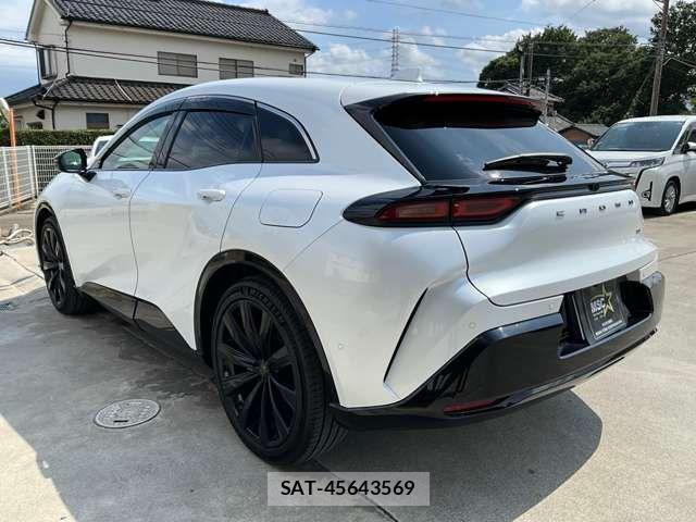 Toyota Crown Sports 2025-11 8313970-4