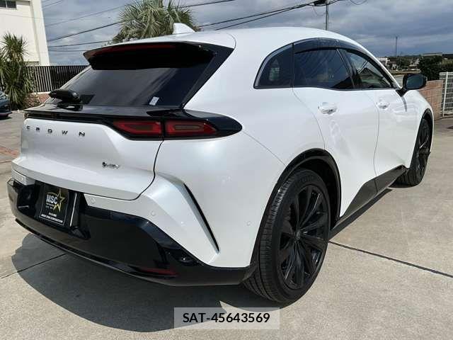Toyota Crown Sports 2025-11 8313970-6