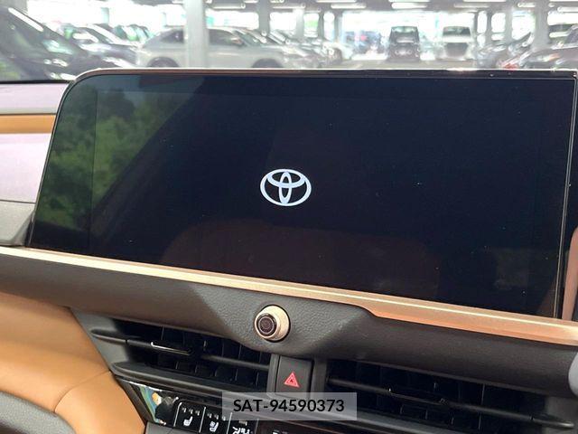 Toyota Crown Sports 2024-02 8335403-3