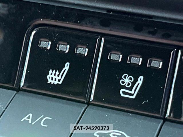 Toyota Crown Sports 2024-02 8335403-8