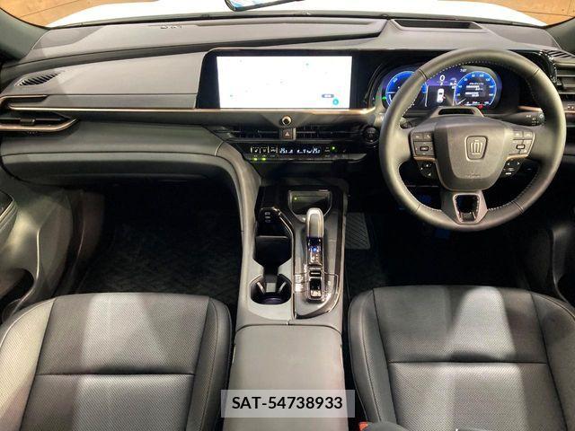 Toyota Crown Sports 2026-02 8334508-1