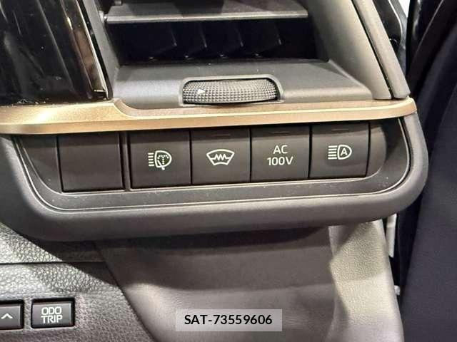 Toyota Crown Sports 2025-04 8335404-18