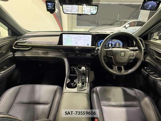 Toyota Crown Sports 2025-04 8335404-3