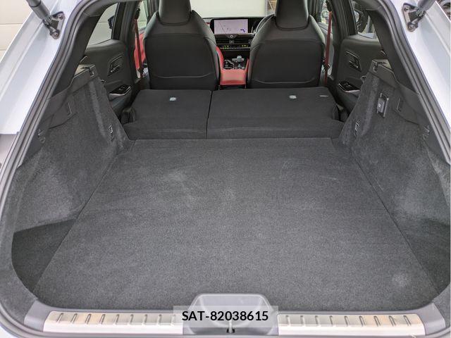 Toyota Crown Sports 2025-01 8335402-26