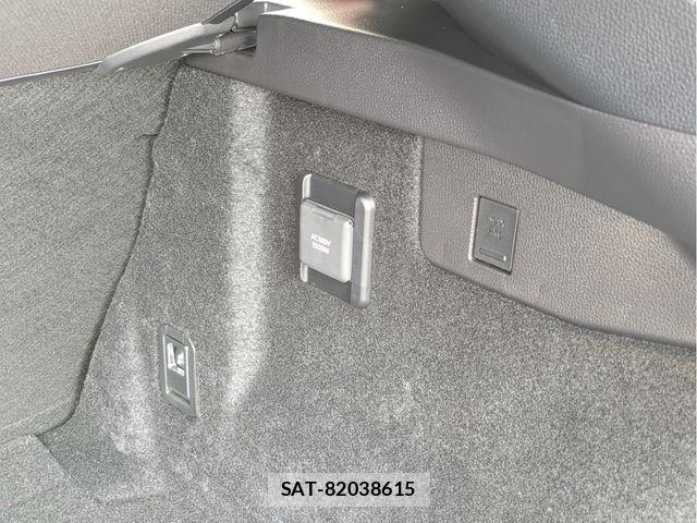 Toyota Crown Sports 2025-01 8335402-27
