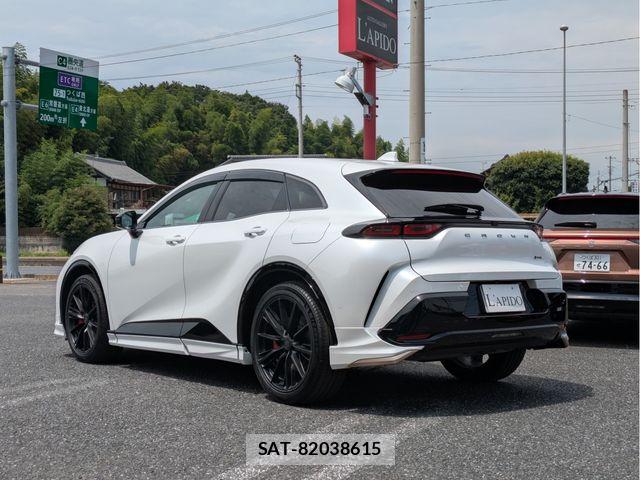Toyota Crown Sports 2025-01 8335402-2