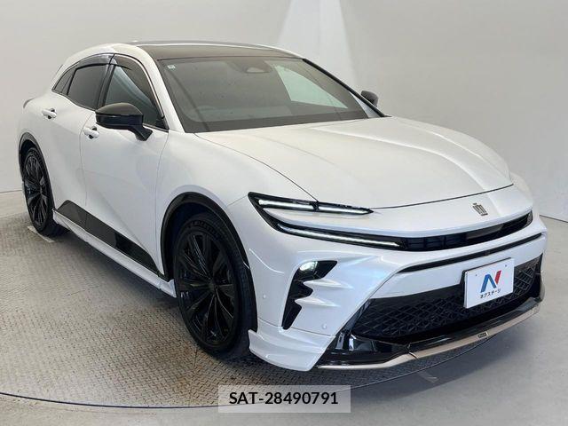Toyota Crown Sports 2024-09 8335400-2