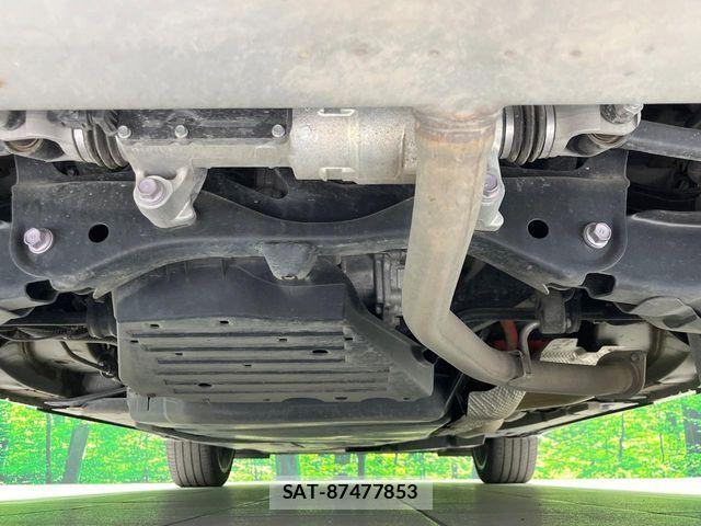 Toyota Crown Sports 2023-11 8335013-18