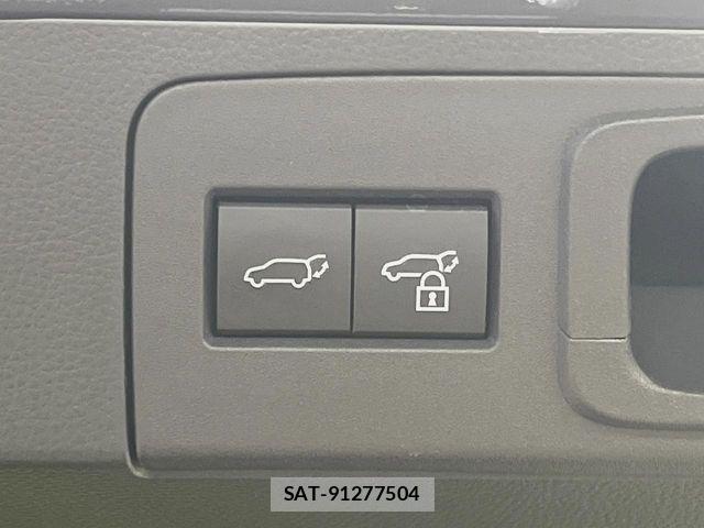 Toyota Crown Sports 2025-01 8354245-9