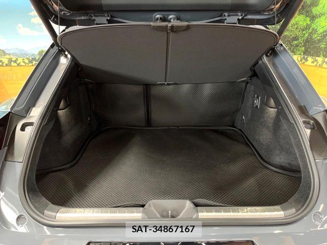 Toyota Crown Sports 2023-11 8354254-9