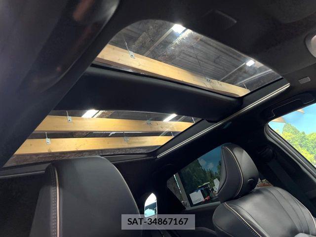 Toyota Crown Sports 2023-11 8354254-2