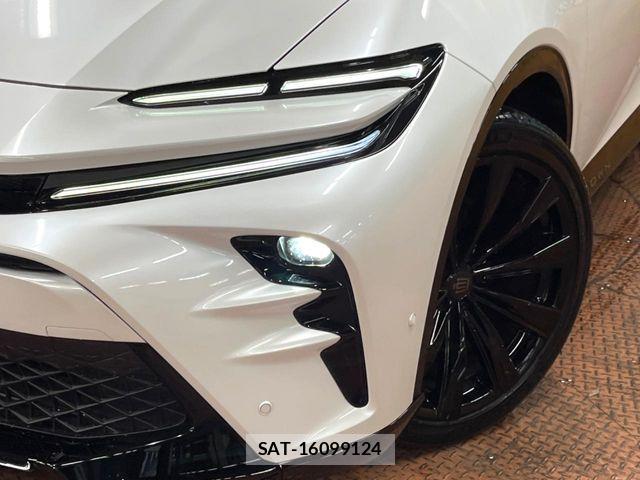 Toyota Crown Sports 2024-07 8354252-11
