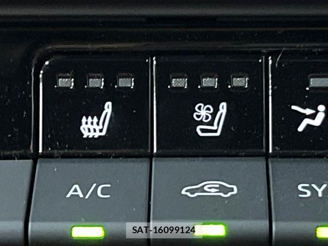 Toyota Crown Sports 2024-07 8354252-5