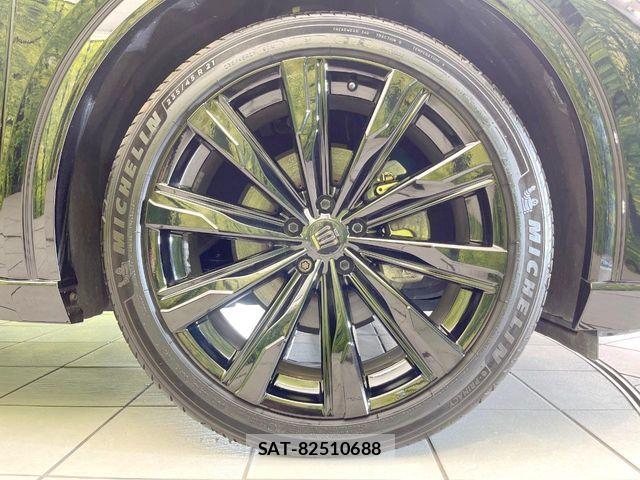 Toyota Crown Sports 2024-02 8354253-19