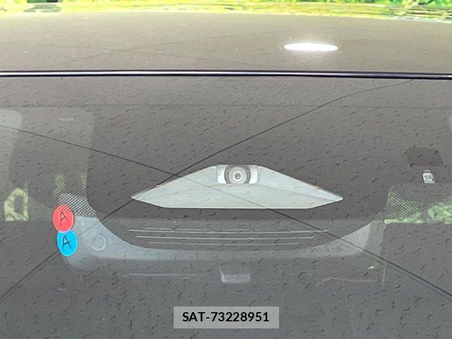 Toyota Crown Sports 2024-03 8365332-4