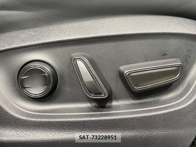 Toyota Crown Sports 2024-03 8365332-6