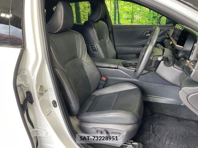 Toyota Crown Sports 2024-03 8365332-7