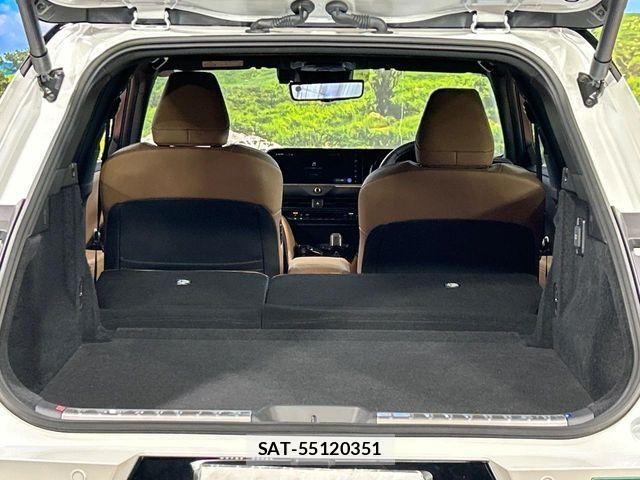 Toyota Crown Sports 2025-05 8365325-9