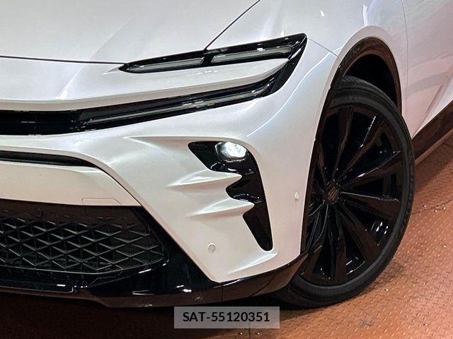 Toyota Crown Sports 2025-05 8365325-11