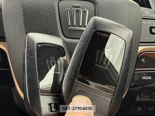 Toyota Crown Sports 2024-06 8365328-21