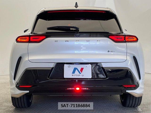 Toyota Crown Sports 2024-09 8365322-15