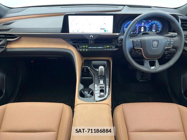 Toyota Crown Sports 2024-09 8365322-1