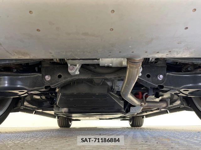 Toyota Crown Sports 2024-09 8365322-19