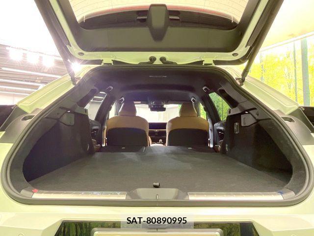 Toyota Crown Sports 2024-07 8365327-9