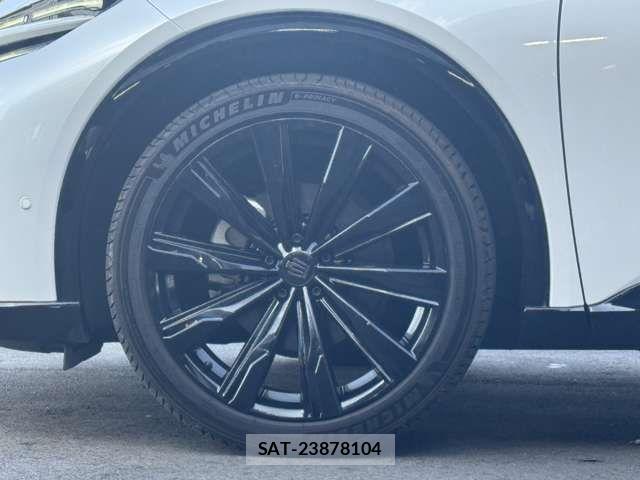 Toyota Crown Sports 2024-01 8365330-15