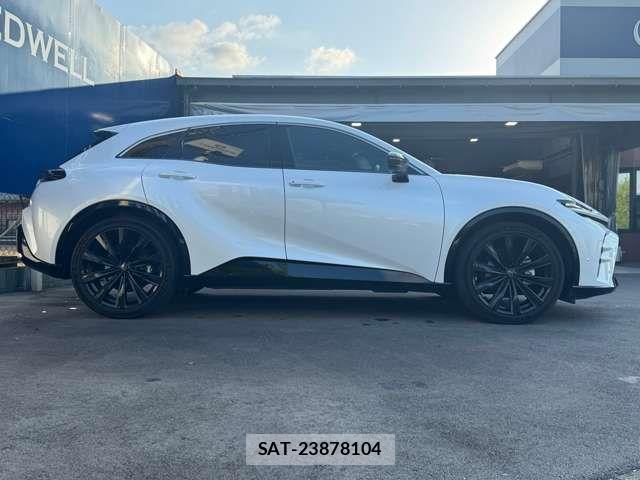 Toyota Crown Sports 2024-01 8365330-6