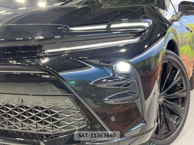 Toyota Crown Sports 2025-12 8365324-12