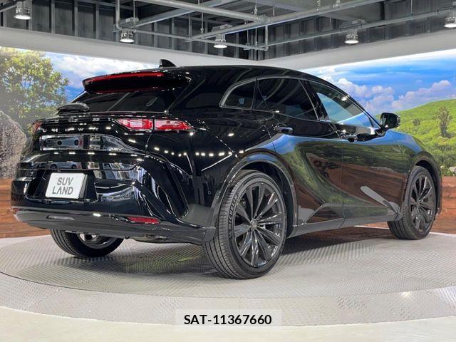 Toyota Crown Sports 2025-12 8365324-17